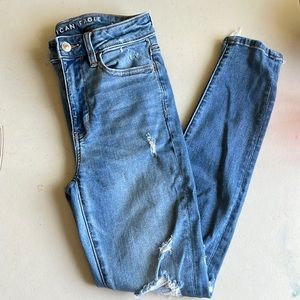 American Eagle Distressed Skinny Jean